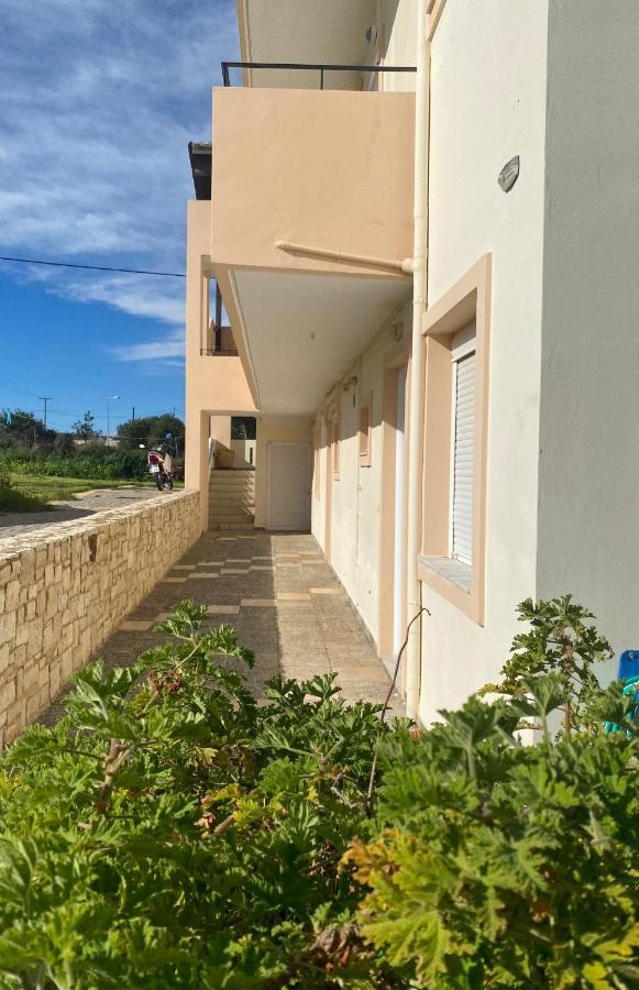 Rethymnian Modern Apartment Adelianos Kampos Exterior foto